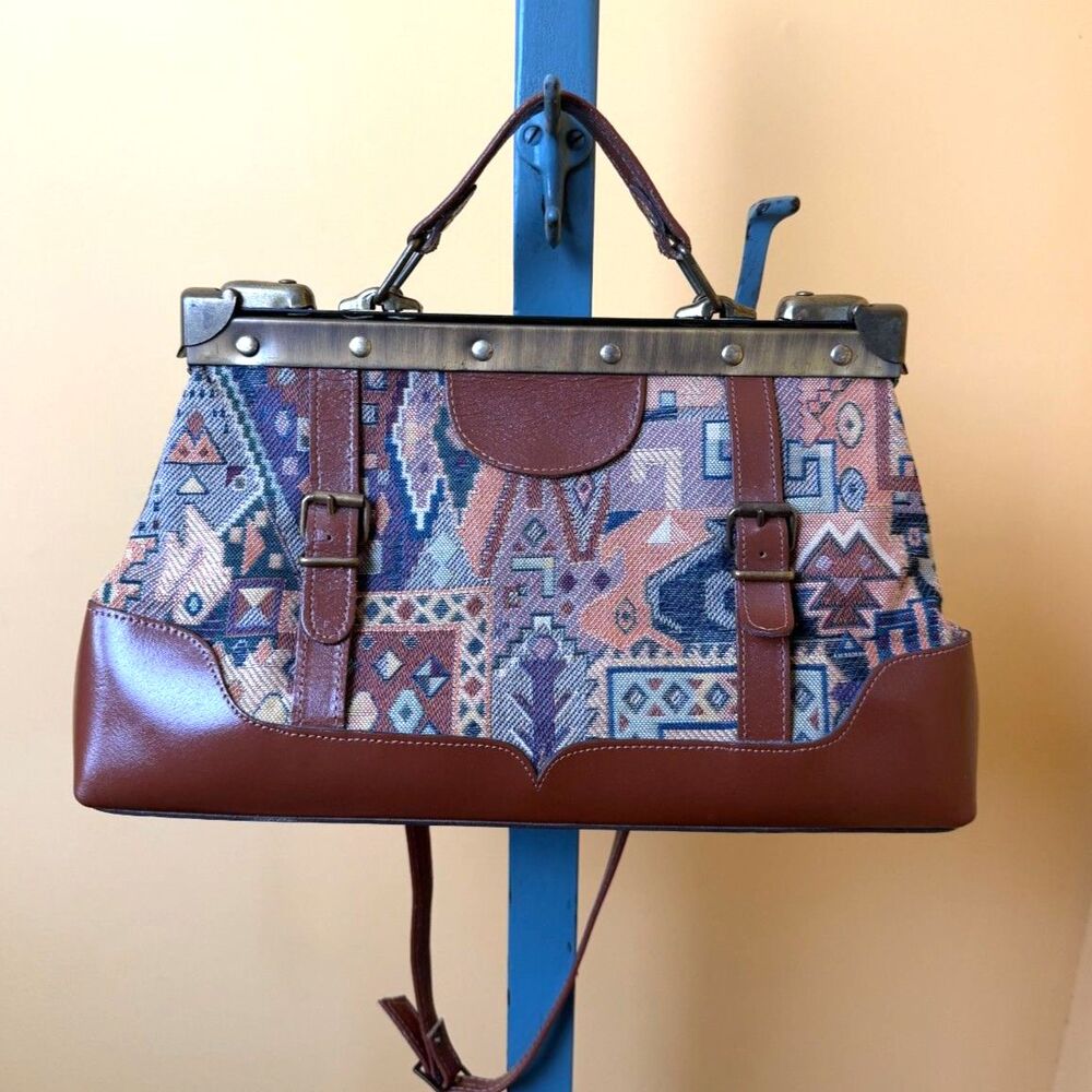 Vttg 80s Tapestry Leather Doctor Bag Woven Carpet Purse Geometric Southwestern